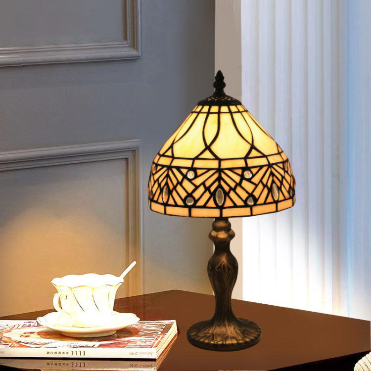 Traditional Tiffany Resin Glass Umbrella Shape 1-Light Table Lamp For Bedroom