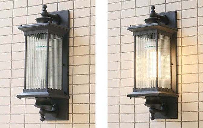 Retro Rectangular 1-Light Outdoor Waterproof Wall Sconce Lamp