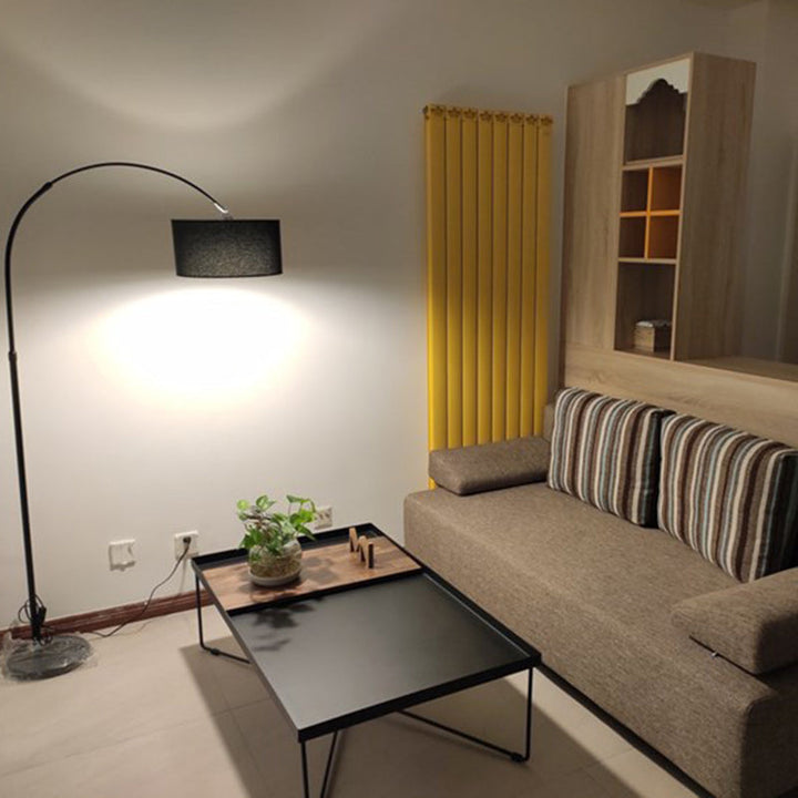 Moderner rechteckiger Couchtisch im Industrial-Stil aus Eisen und umweltfreundlichem Holzwerkstoff für das Wohnzimmer 