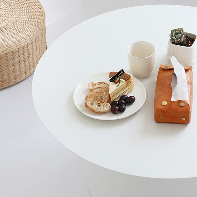 Moderner minimalistischer runder zylindrischer Couchtisch aus Metall für das Wohnzimmer 