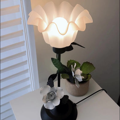 Contemporary Scandinavian Rose-shaped Iron Acrylic Glass 1-Light Table Lamp For Bedroom