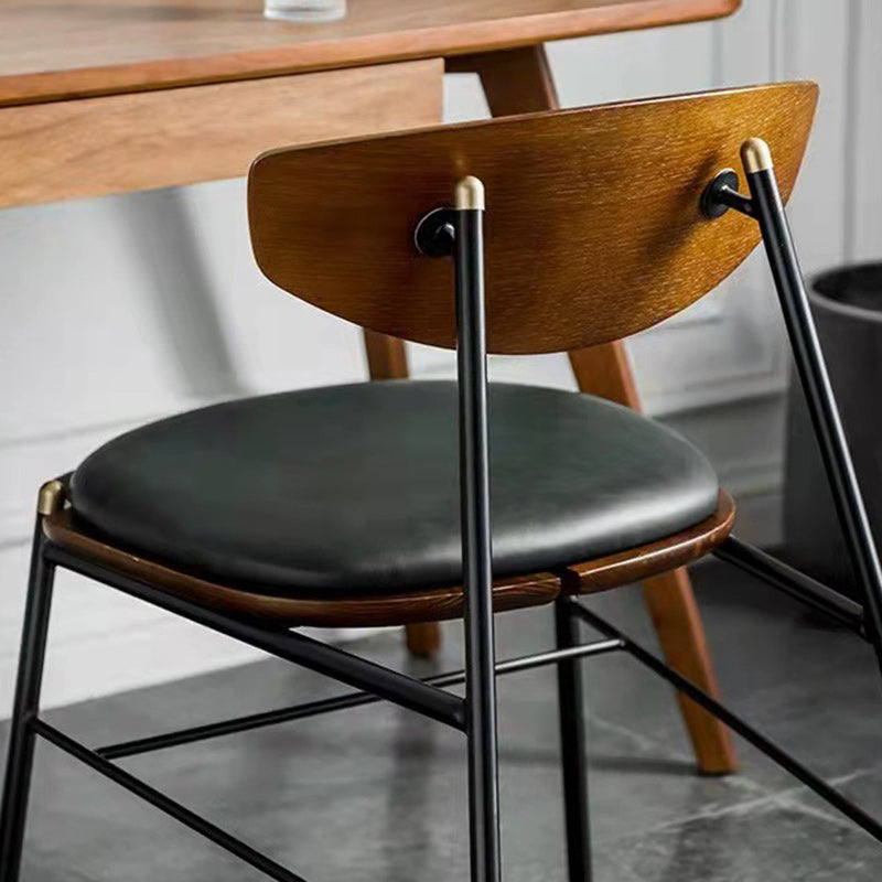 Chaise de salle à manger industrielle contemporaine en cuir PU carré incurvé avec dossier sans accoudoirs pour salle à manger 