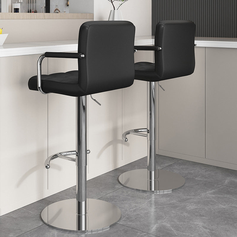 Moderner minimalistischer rechteckiger PU-Leder-Latex-Eisen-Barhocker mit Rückenlehne und Armlehne für das Esszimmer 