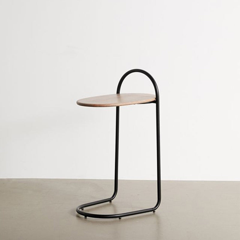 Moderner minimalistischer ovaler Kurvenholz-Metall-Beistelltisch 1-stufig für das Wohnzimmer 