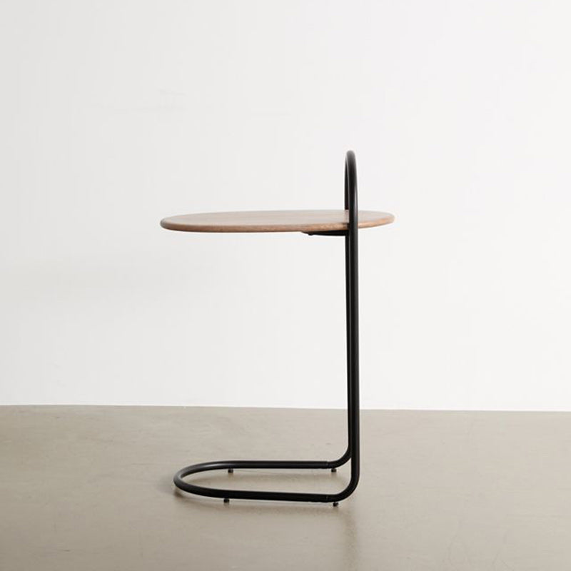 Moderner minimalistischer ovaler Kurvenholz-Metall-Beistelltisch 1-stufig für das Wohnzimmer 
