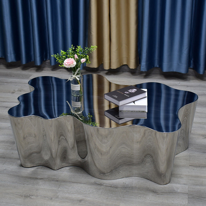Moderner Art Deco Cloud Oval Edelstahl Metall Beistelltisch 1-stufig für das Wohnzimmer 