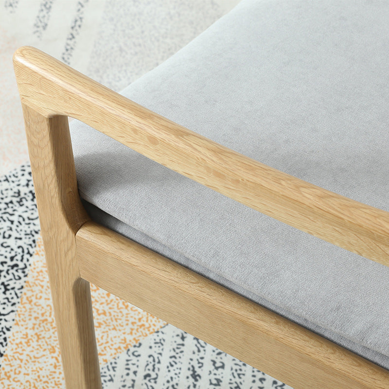 Chaise contemporaine scandinave carrée avec coussin rembourré en bois massif avec dossier et accoudoirs pour salon 