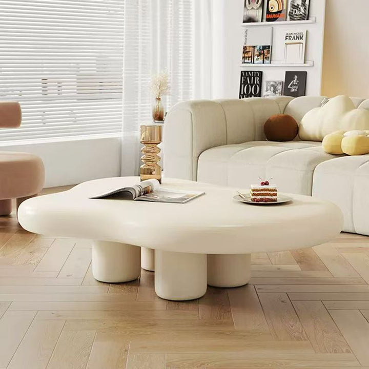 Moderner minimalistischer wolkenförmiger Couchtisch aus mitteldichter Faserplatte und Kohlenstoffstahl mit 1 Ebene für das Wohnzimmer 