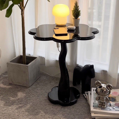 Zeitgenössischer skandinavischer Blütenblätter-Glas-Edelstahl-Beistelltisch 1-Ebene für das Wohnzimmer 