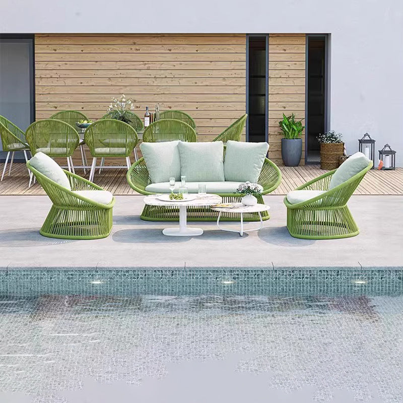 Zeitgenössisches Boho Wasserdichtes Weben Rattan Seil Schwamm Aluminiumlegierung Platte Runde Elliptische Outdoor Kaffetisch & Stuhl Set Für Außenbereich Patio 