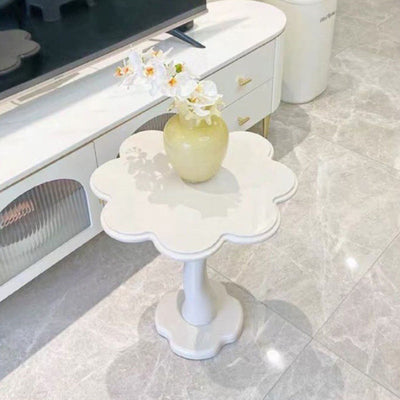 Zeitgenössischer skandinavischer Blütenblätter-Glas-Edelstahl-Beistelltisch 1-Ebene für das Wohnzimmer 