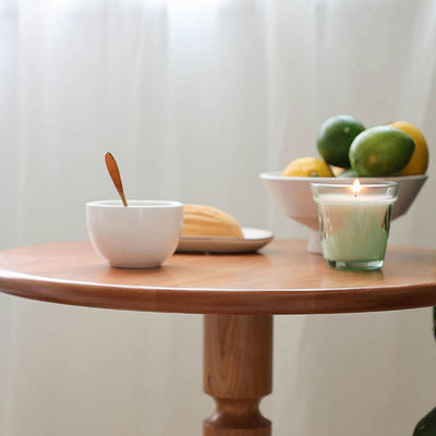 Mesa Auxiliar Redonda Nórdica Contemporánea de Madera de Cerezo con 4 Patas para Sala de Estar 