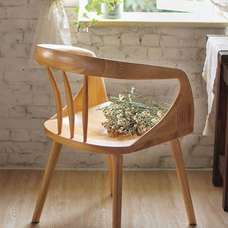 Traditional Vintage Rubberwood Dining Chair Backrest Armrests For Dining Room