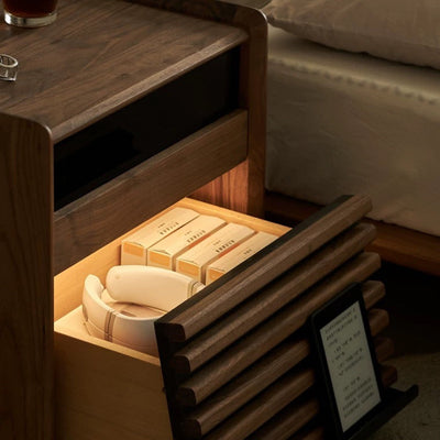Table de nuit rectangulaire en bois nordique contemporain à 2 tiroirs pour chambre 
