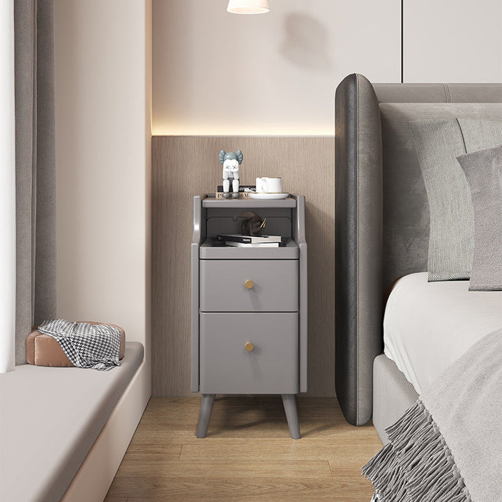 Moderner minimalistischer schmaler rechteckiger Nachttisch aus Holz mit 2 Schubladen für das Schlafzimmer 