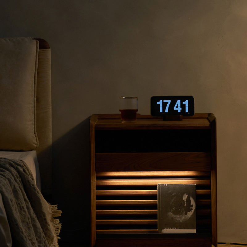 Table de nuit rectangulaire en bois nordique contemporain à 2 tiroirs pour chambre 