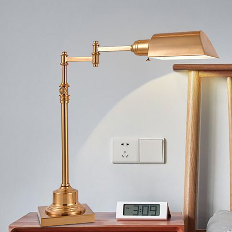 Lámpara de mesa contemporánea retro rectangular cilíndrica de hierro con una luz para dormitorio 