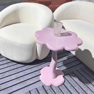Zeitgenössischer skandinavischer Blütenblätter-Glas-Edelstahl-Beistelltisch 1-Ebene für das Wohnzimmer 