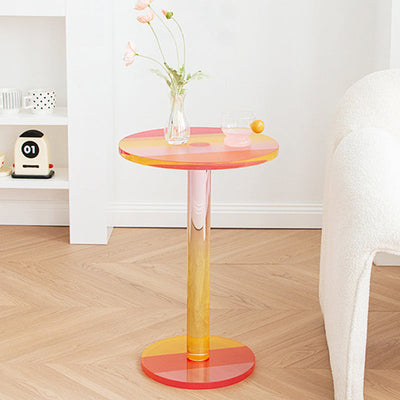 Zeitgenössischer kreativer runder Marmorsäulen-Acryl-Beistelltisch 1-stufig für Wohnzimmer 