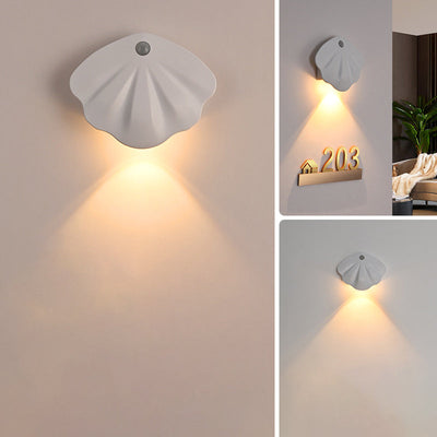 Applique murale LED rechargeable en ABS étanche à la simplicité moderne pour patio extérieur 