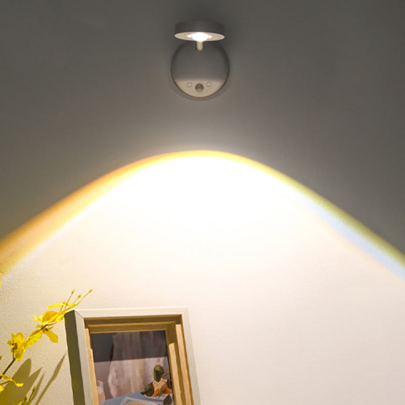 Lampe murale à détection de mouvement LED rechargeable en ABS rond étanche à la simplicité moderne pour patio extérieur 