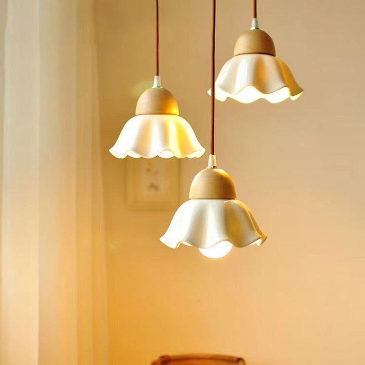 Moderne Art Déco Céramique Fleur Abat-jour 1/3-Lumière Îlot Lustre Pour Salon 