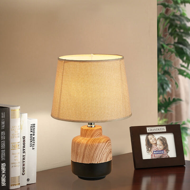 Moderne minimalistische Holzmaserung Stoff Keramik 1-Licht Tischlampe 