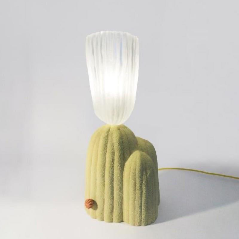 Zeitgenössische kreative Kaktus Harz Glas 1-Licht Tischlampe für Wohnzimmer 