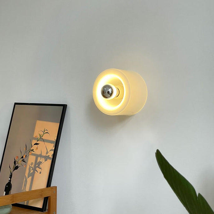 Applique murale moderne en fer rond à verre de style mi-siècle avec 1 lumière pour salon 