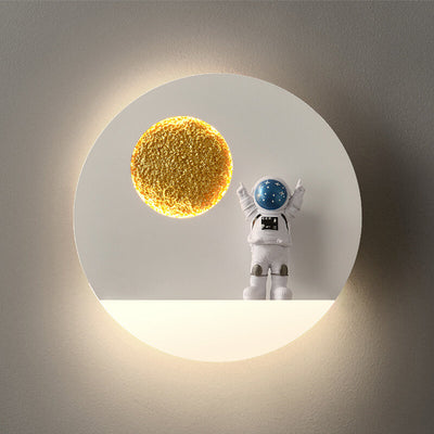 Contemporary Creative Iron Resin Round Astronaut LED Wall Sconce Lamp For Bedroom