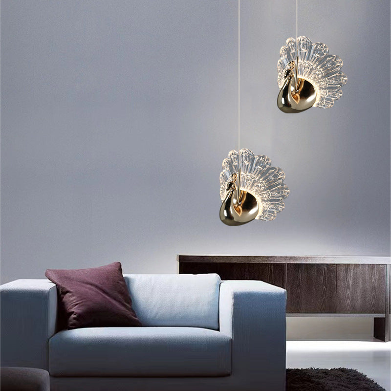 Zeitgenössische kreative Pfau-Form-Hardware-Acryl-LED-Pendelleuchte für Wohnzimmer 