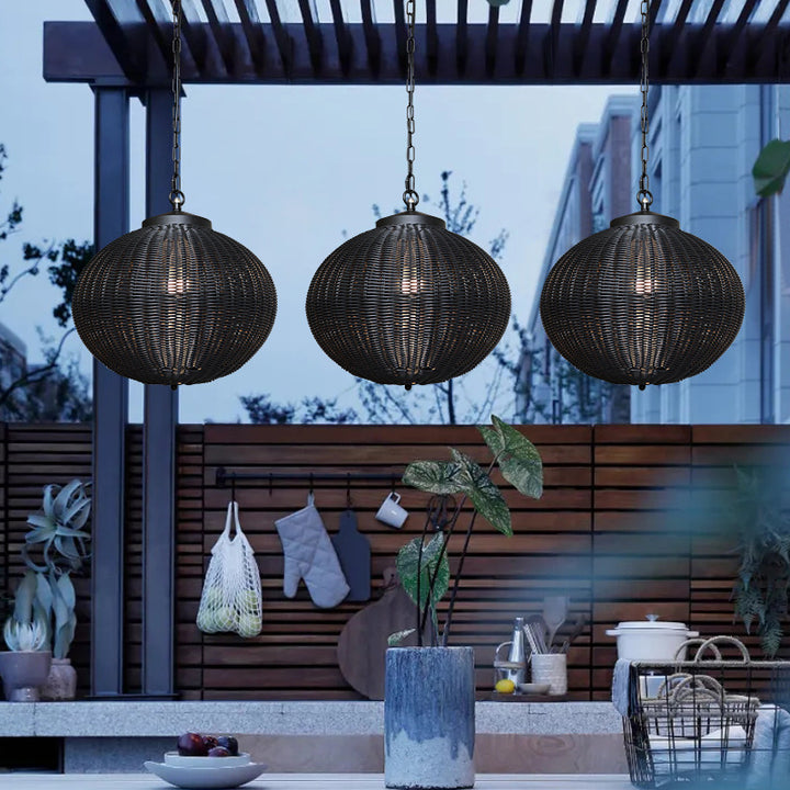 Lanterne Ronde Traditionnelle Vintage en Rotin avec Fer 1 Lumière Étanche pour Extérieur, Suspension pour Jardin 