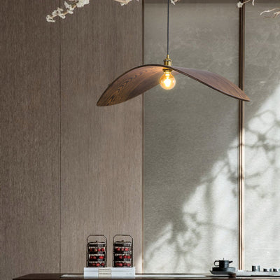Traditionelle japanische Pendelleuchte mit 1 Licht und Walnussholzmaserung in Blattform für Esszimmer 