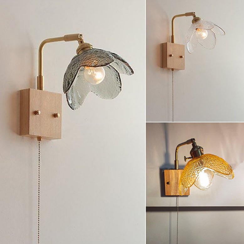 Lampe murale à tirette hémisphérique en bois, laiton, verre et fleur japonaise traditionnelle à 1 lumière pour chevet 