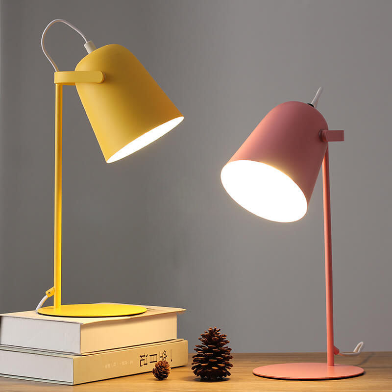 Nordic Macaron Farbe Kreatives Eisen-Eimer-Design 1-Licht Tischlampe 