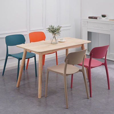 Chaise de salle à manger empilable carrée en plastique macaron nordique contemporain avec dossier ouvert pour salle à manger 