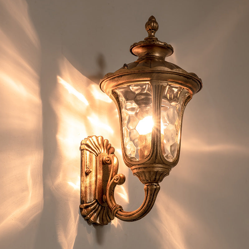 Lampe murale extérieure 1 lumière en verre et aluminium en forme de château étanche traditionnel européen pour jardin 