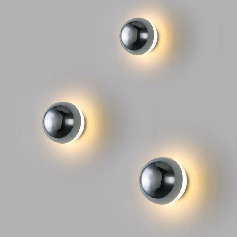 Aplique de pared LED de metal en semicírculo de meteorito de simplicidad moderna para dormitorio 