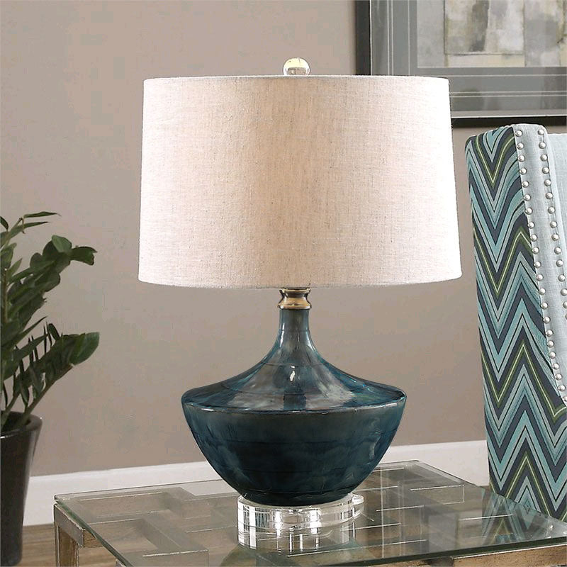 Lámpara de Mesa de 1 Luz con Pantalla de Tela de Estilo Transicional Moderno y Base de Jarra de Cerámica para Estudio 