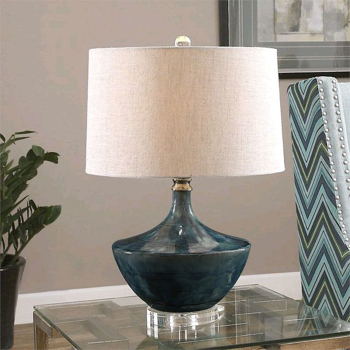 Lámpara de Mesa de 1 Luz con Pantalla de Tela de Estilo Transicional Moderno y Base de Jarra de Cerámica para Estudio 