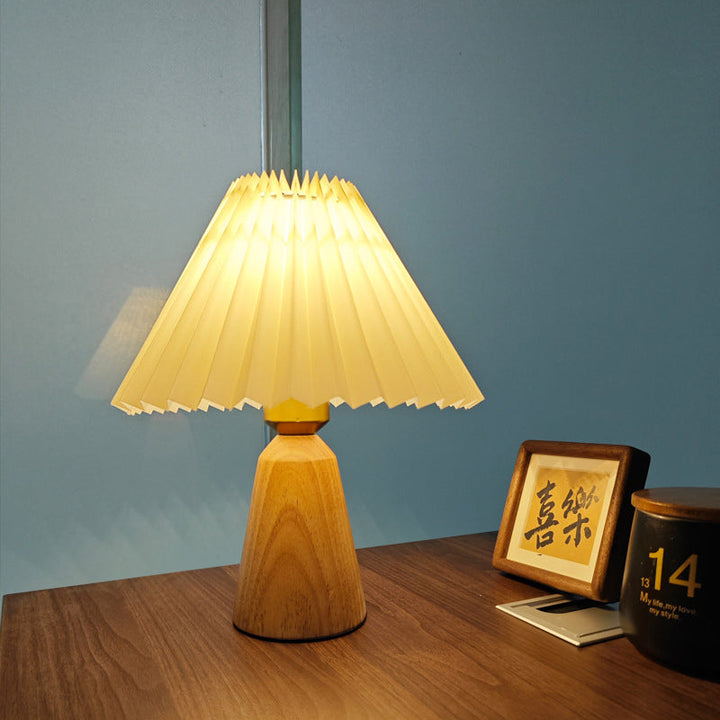 Lampe de table 1 lumière en bois avec tissu plissé trapézoïdal scandinave contemporain pour chambre 