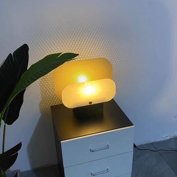 Lampe de table moderne Art déco rectangle arrondi en marbre avec abat-jour en métal à 1 lumière pour chambre à coucher 