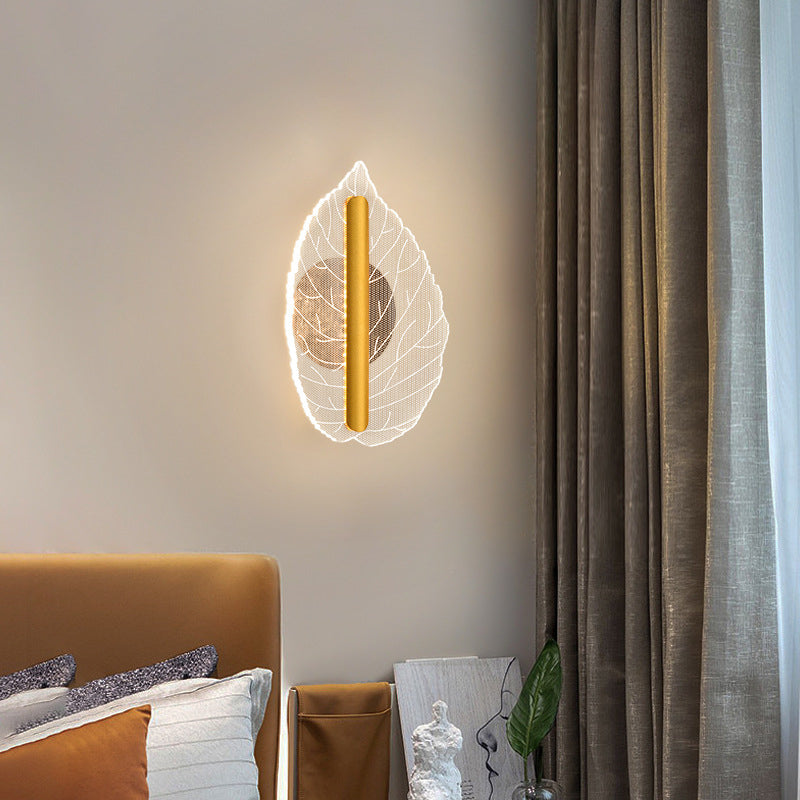 Applique murale LED en forme de goutte en fer acrylique Art Déco moderne pour salon 