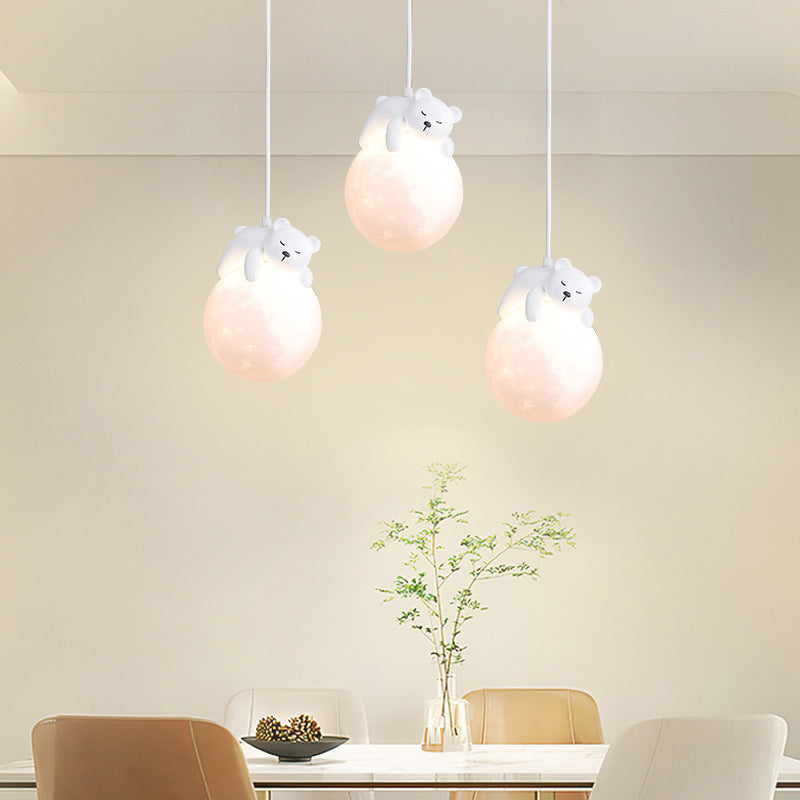 Zeitgenössische kreative PE Kugelschirm Harz Tier Kaninchen Bär Design 1-Licht Pendelleuchte für Wohnzimmer 