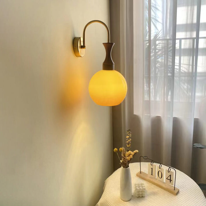 Applique Murale Rétro en Bois et Fer avec Bras et Boule en Verre 1 Lumière 
