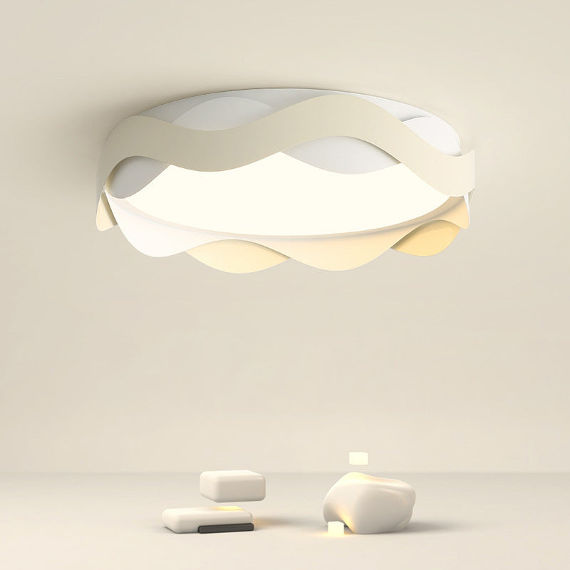 Luz de techo empotrada LED de hierro acrílico redonda con ondas de crema creativa contemporánea para sala de estar 