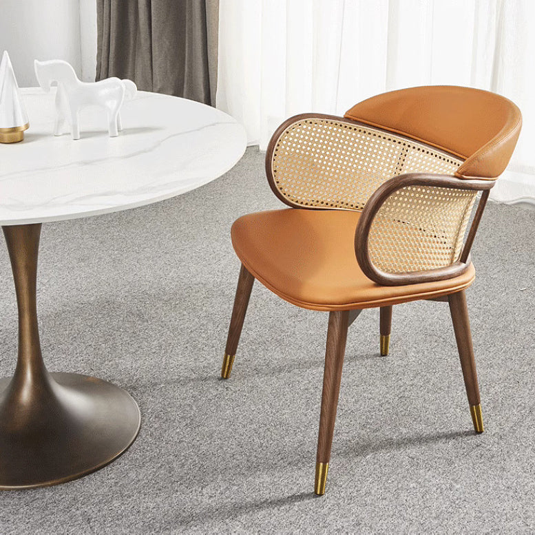 Zeitgenössischer nordischer quadratischer Leder-Rattan-Holz-Edelstahlstuhl für das Wohnzimmer 