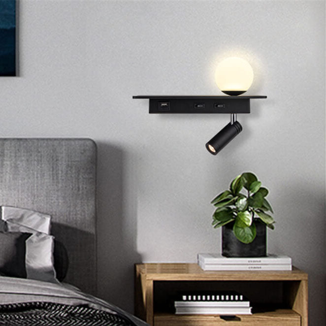 Moderne Schwarz-Weiß-Einzelfarbe mit USB-Anschluss Eisen-LED-Strahler Wandleuchte 