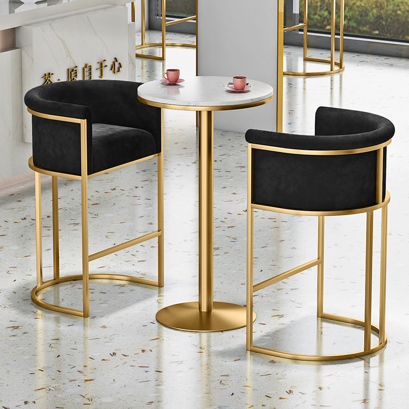 Dossier de chaise en velours métallique demi-rond nordique contemporain avec accoudoirs pour salle à manger 
