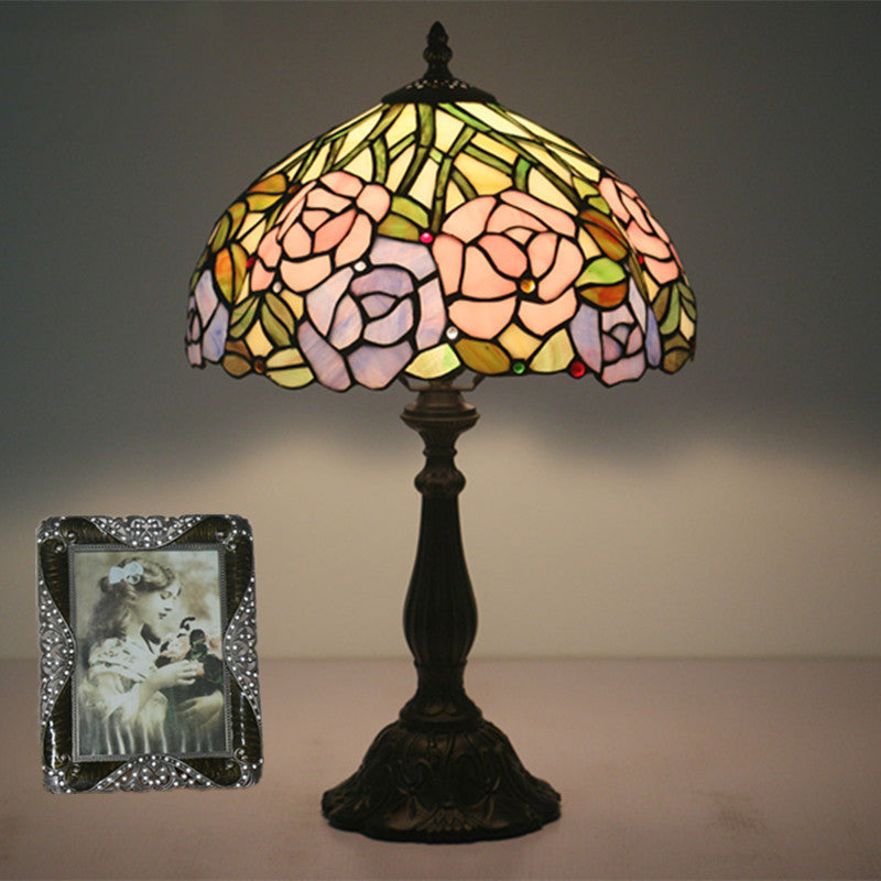 Traditionelle Tiffany Rose Blume Buntglas Kuppel 1-Licht Tischlampe für Schlafzimmer 